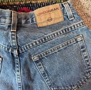 Vintage high waisted jeans